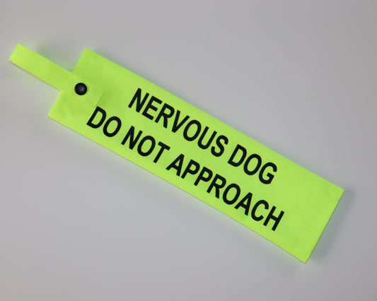 Nervous Dog - Do Not Approach Fluorescent Dog Lead Sleeve