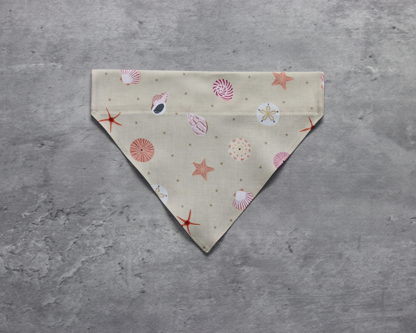 Shell Seeker – Seashell & Sand Bandana